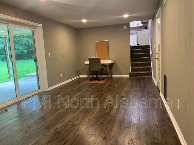 Building Photo - 6208 Cedar Point Dr NW