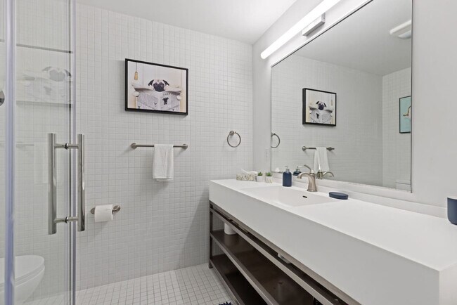 Building Photo - 12607 Larchmere Blvd