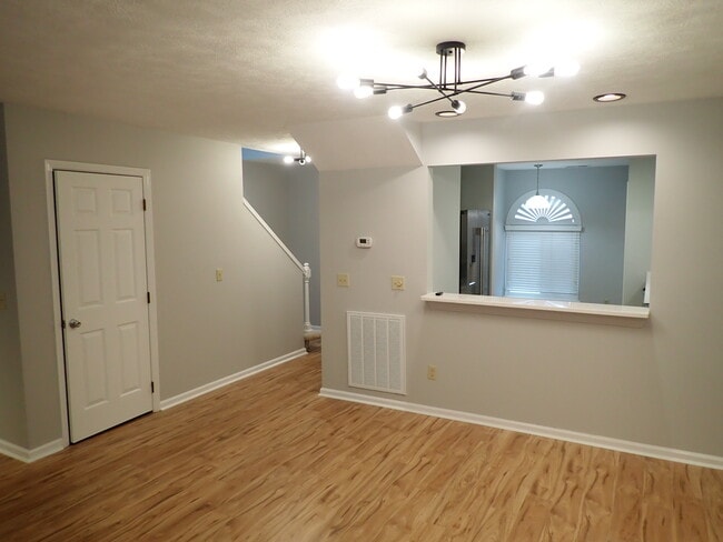 Building Photo - 6328 Wrightsville Ave