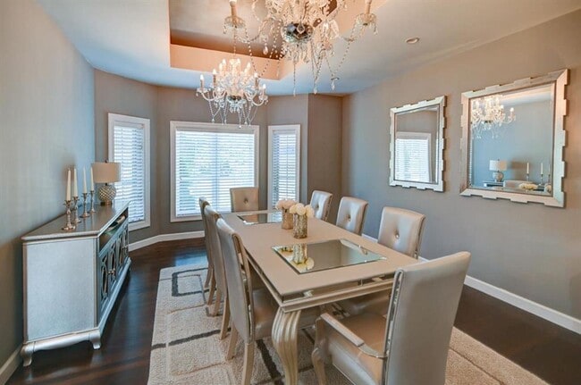 Building Photo - Incredible furnished house on Madison's West Side