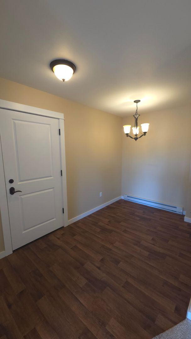 Building Photo - Amazing 2 Bedroom, 2 Bath Condo With 24-Ho...