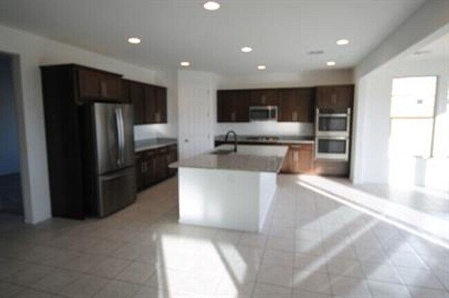 Building Photo - STUNNING 4-Bedroom + Den Home in Gladden Farms!!!!! SOLAR PANELS!!!