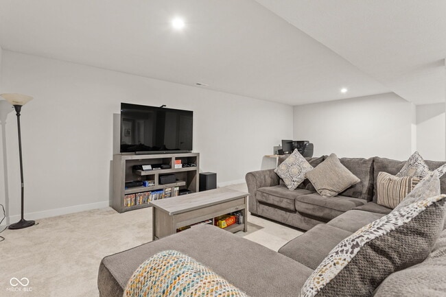 Building Photo - 569 Wilsons Farm Dr