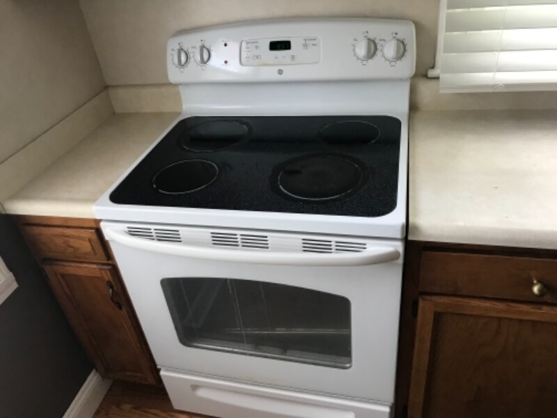 Building Photo - 10400 Albany St