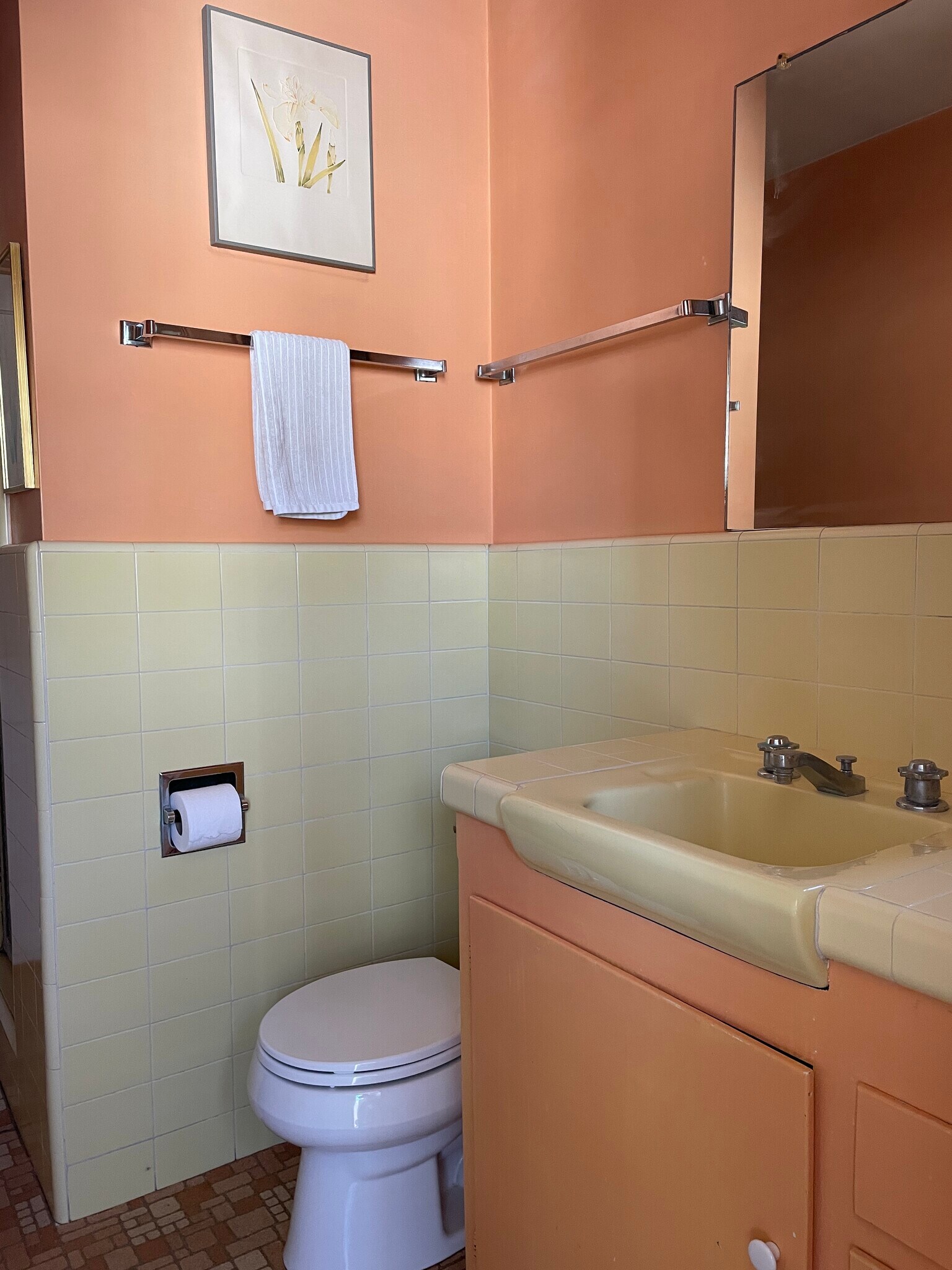 bathroom with shower - 2125 Manhattan Ave