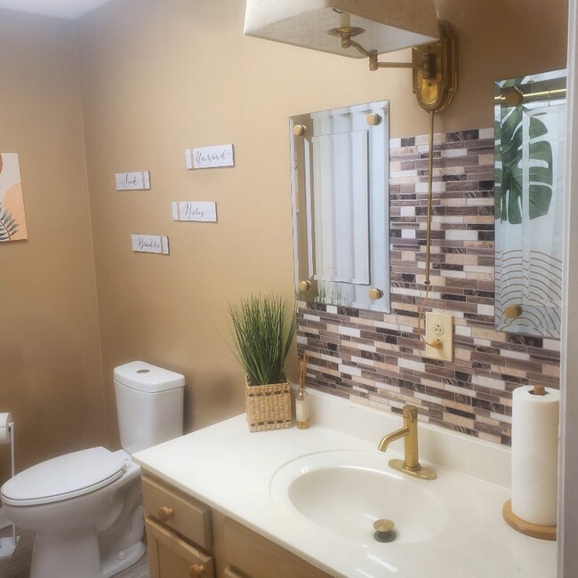 Building Photo - 4155 Central Park Pl