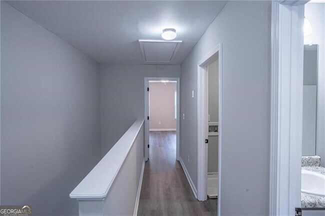 Building Photo - 6106 Oak Bend Ct