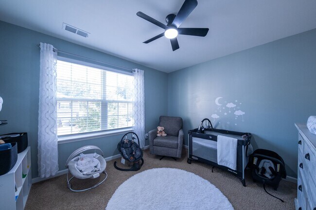 Building Photo - 4 Bedrooms | 2.5 Bathrooms | 2,032 Sq. Ft