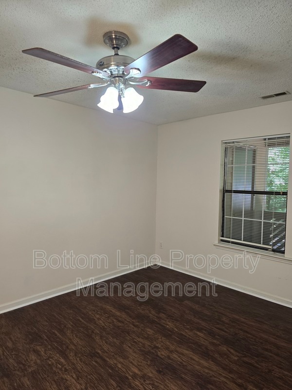 Building Photo - 6108 Gray Gate Ln
