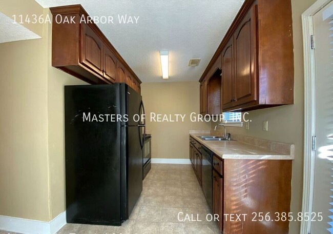 Building Photo - 11436A Oak Arbor Way-