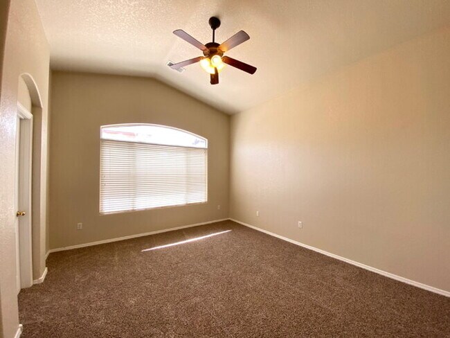 Building Photo - 4BR in Cabezon Subdivision
