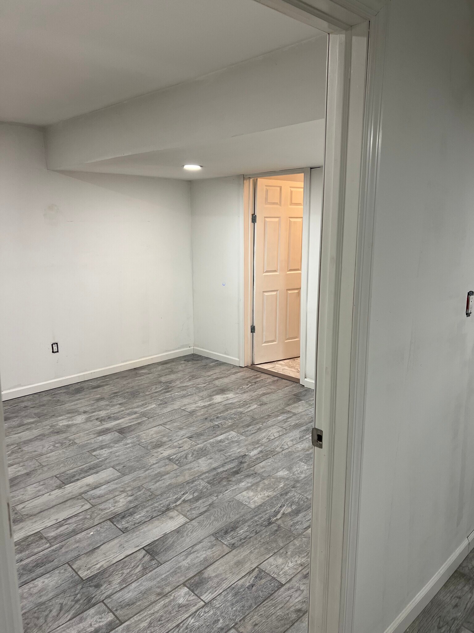 Building Photo - 6 Candice Ct