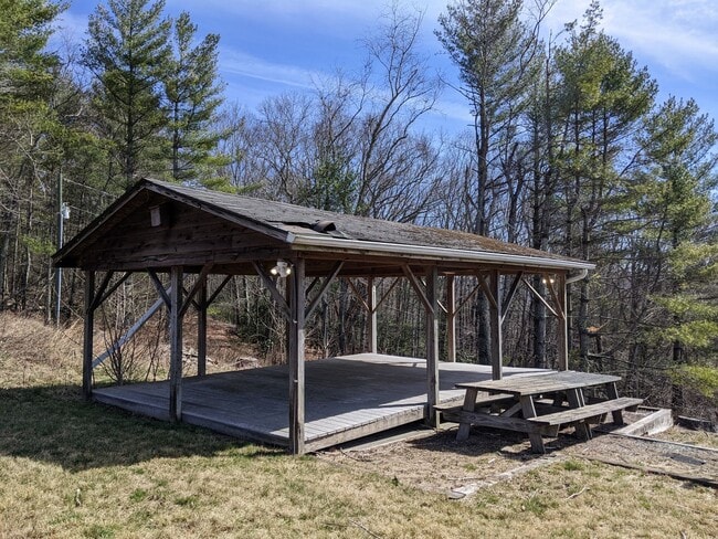 Building Photo - 5990 Idlewild Rd