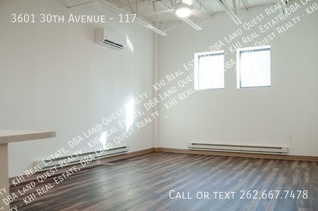 Building Photo - 3601 30th Ave