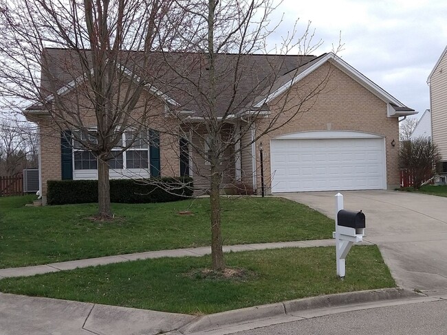 Building Photo - Your Next home is on a quiet cul-de-sac in Beavercreek!