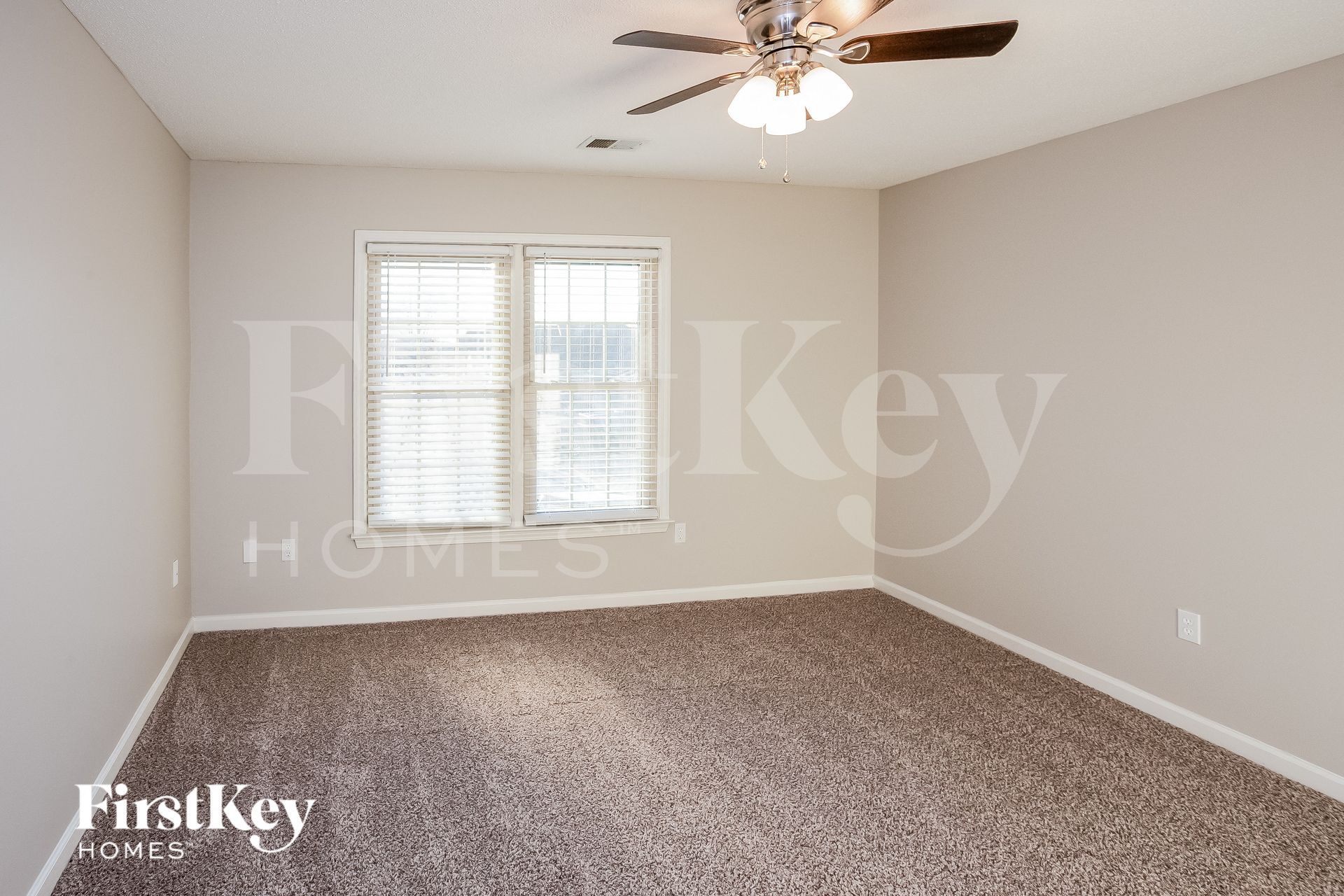 Building Photo - 2048 Bohemia Cove