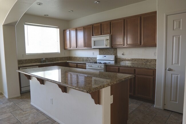 Building Photo - 40804 Treasure City Ln