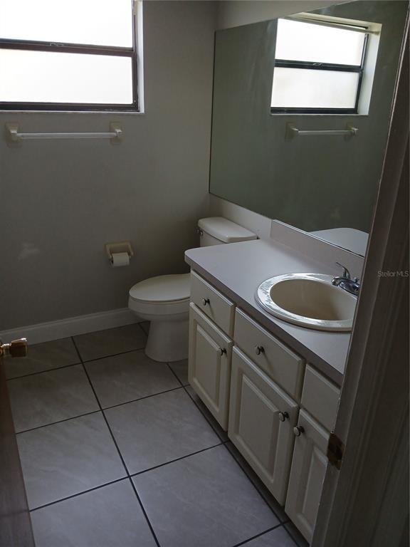 Building Photo - 8027 Buttonball Ln