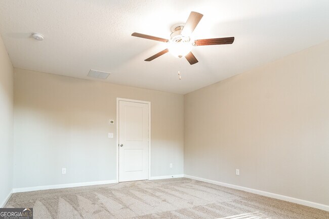 Building Photo - 1012 Nandina Ct