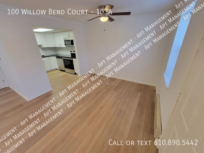 Building Photo - 100 Willow Bnd Ct