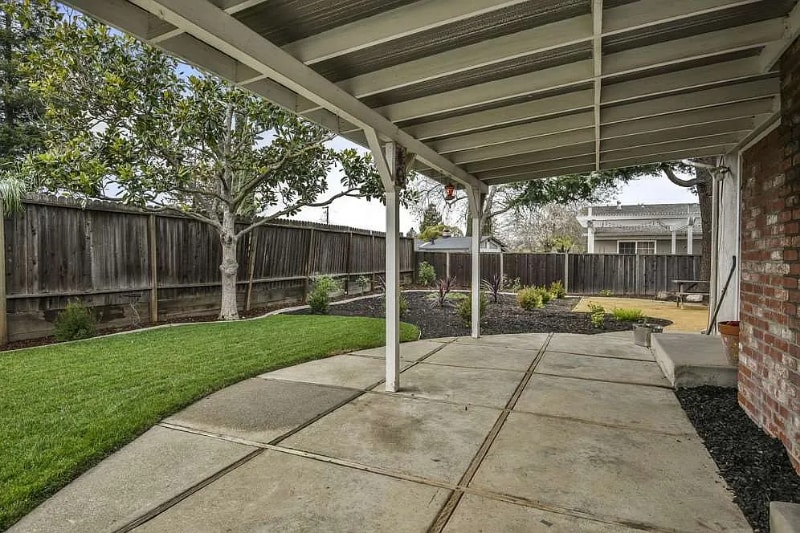 Building Photo - 4984 Hames Dr