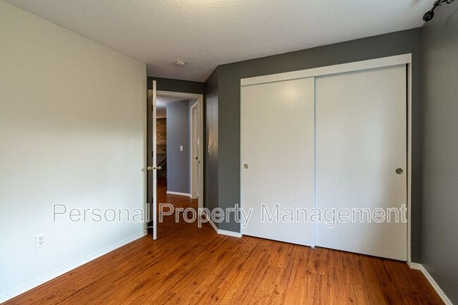 Building Photo - 1414 Brandt Rd