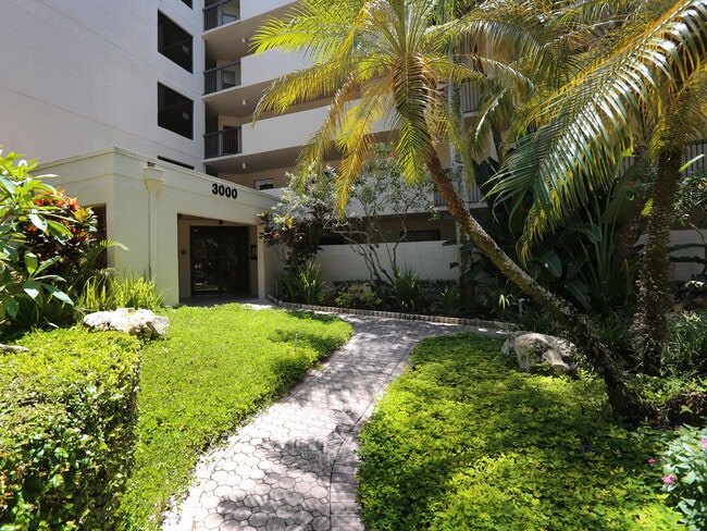 Building Photo - 3000 NW 42nd Ave
