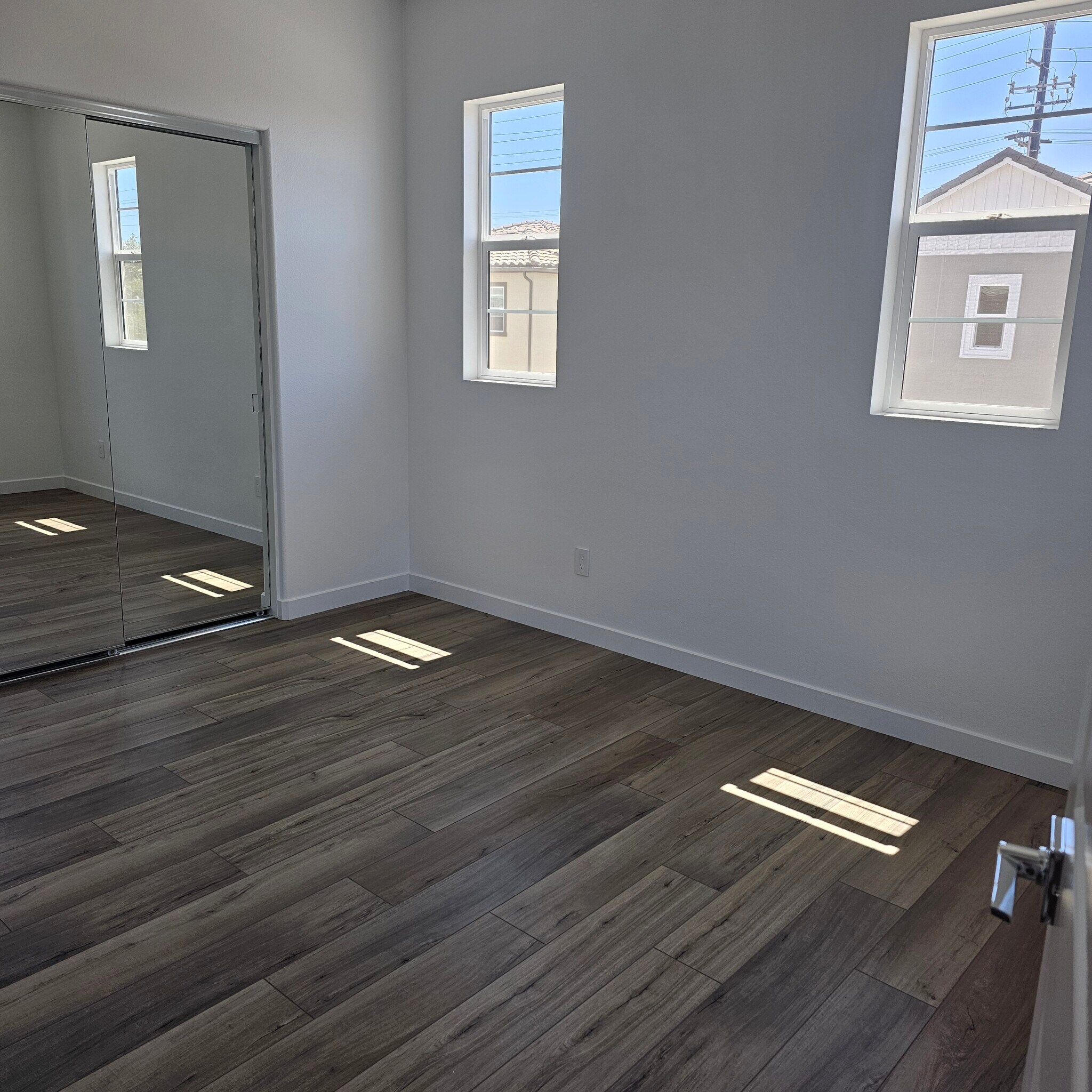 2nd bedroom - 415 Willow Run Ln
