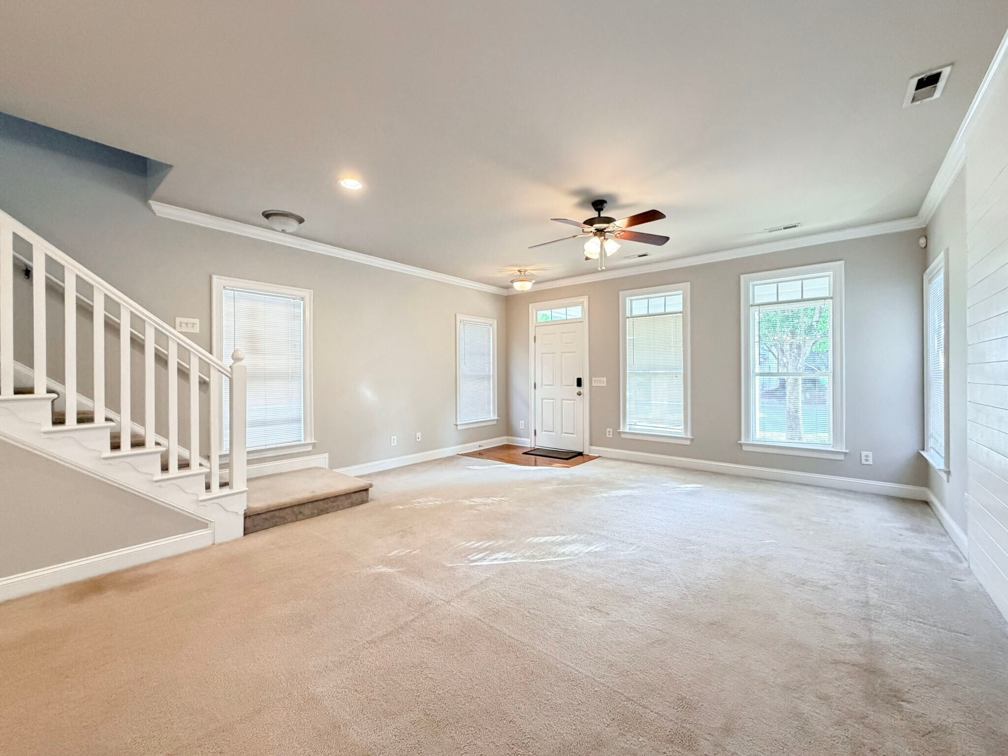 Building Photo - 7754 Acc Blvd