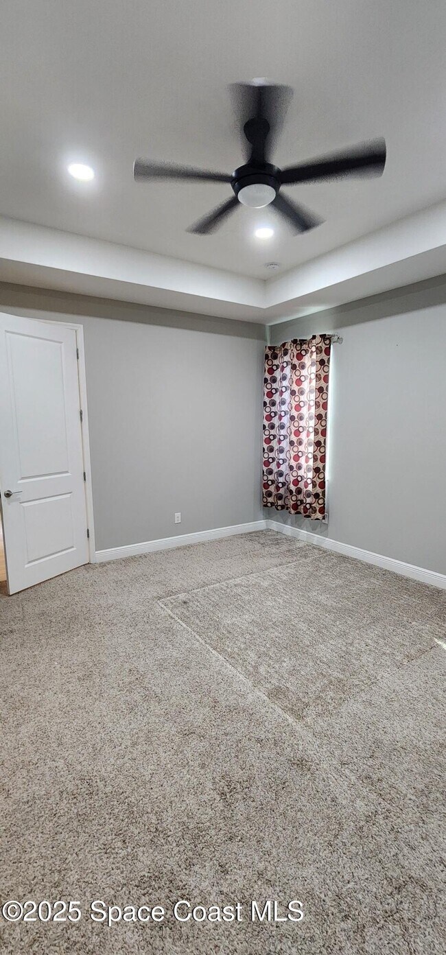 Building Photo - 7308 Bluemink Ln
