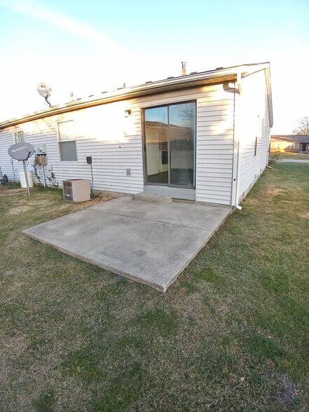 Building Photo - 3941 Millstone Rd