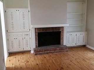 Living room - 2005 Rexford Rd