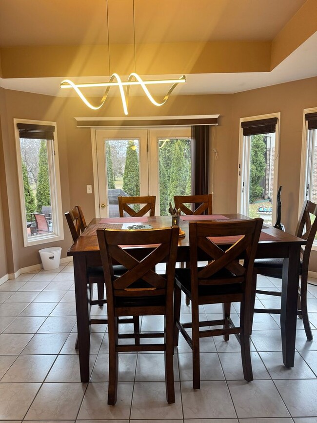 Building Photo - 14466 Doebler Dr