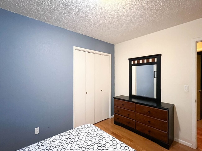 Building Photo - 3609 Rhone Cir