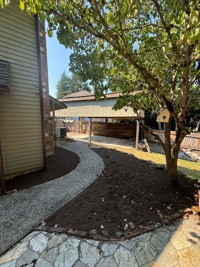 Building Photo - South Cove Commons Gem – Private Beach Access!