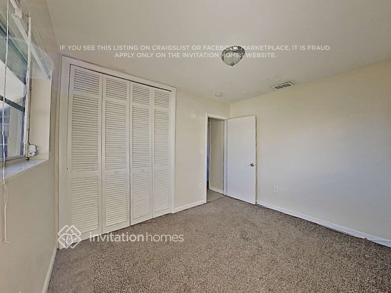 Building Photo - 8570 NW 11th Ct