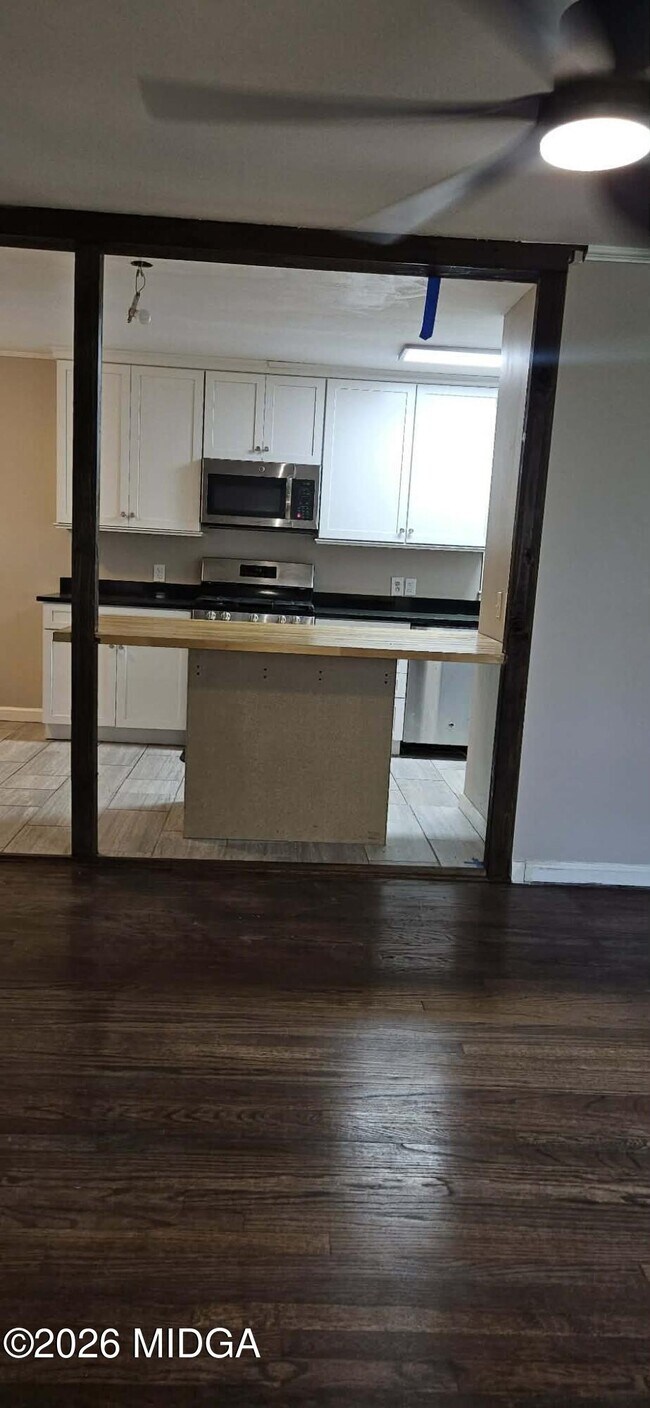 Building Photo - 912 Dogwood Cir