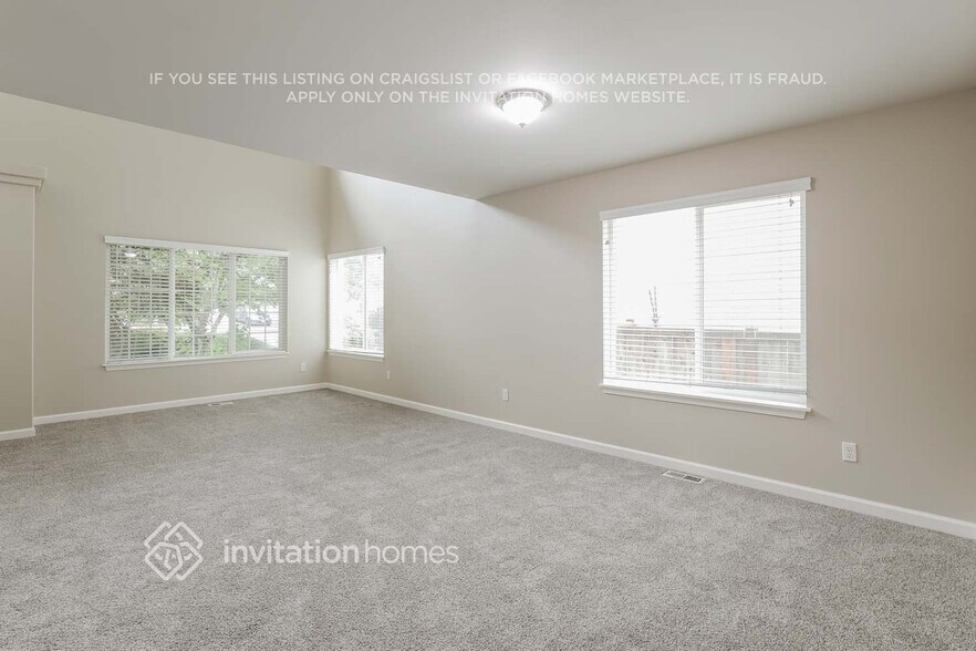 Building Photo - 15217 87th Ave E