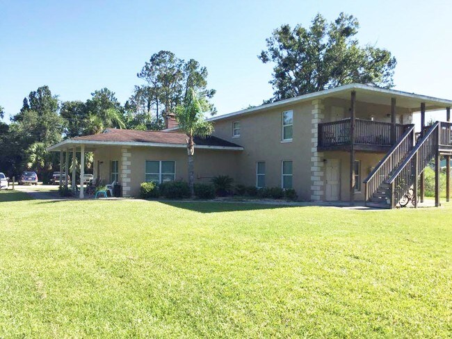 Building Photo - Palm Cove Villas