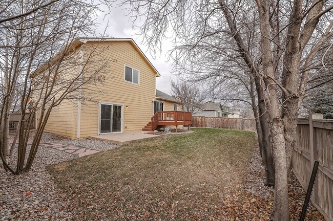 Building Photo - Spacious 3 bed, 2.5 bath home located in Wellington, CO