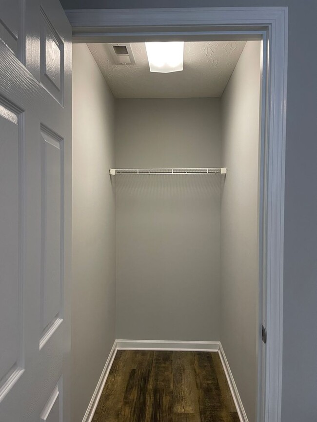 Building Photo - Upper Stone Apartments