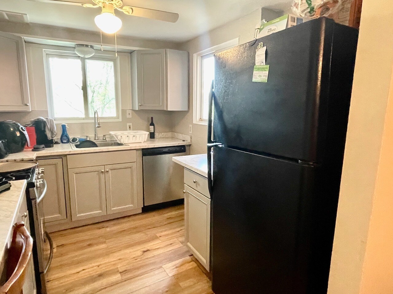 Building Photo - 307 Walnut St