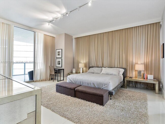 Building Photo - 9705 Collins Ave