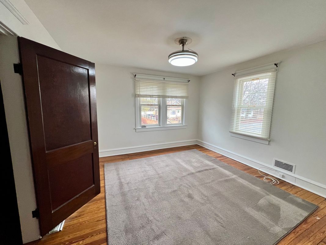 Building Photo - 222 Berlin Rd N