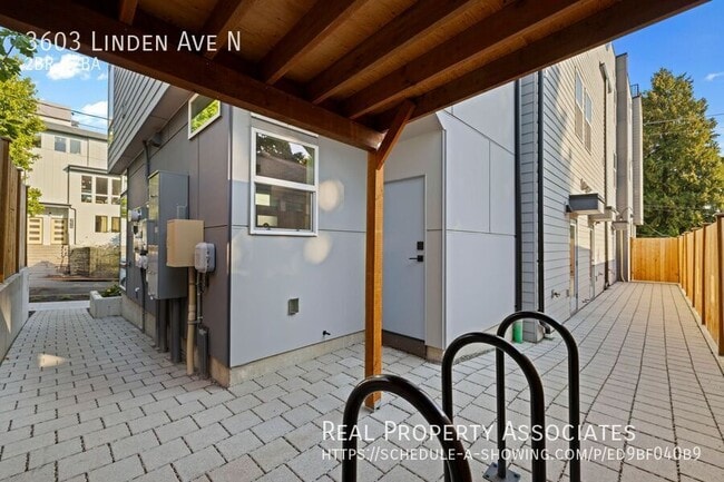 Building Photo - 3603 Linden Ave N