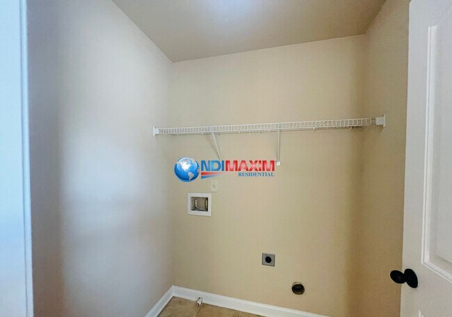 Building Photo - Brick front 4-bedroom house in Lawrenceville