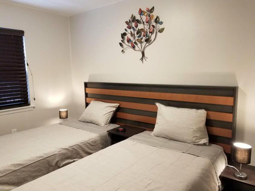 Junior bedroom, with 2 twins - 516 S 12th St