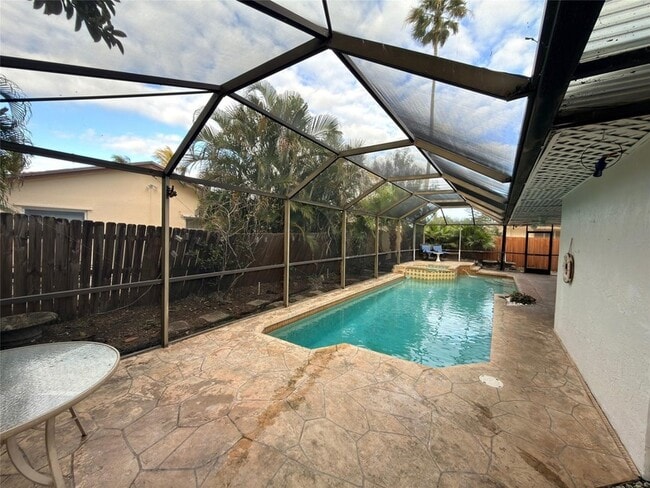 Building Photo - 1361 SW 26th Ave