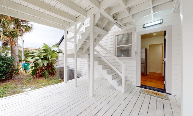 Building Photo - Pristine Neptune Beach Remodel: 2 Blocks to the Sand and Walkable to Everything!