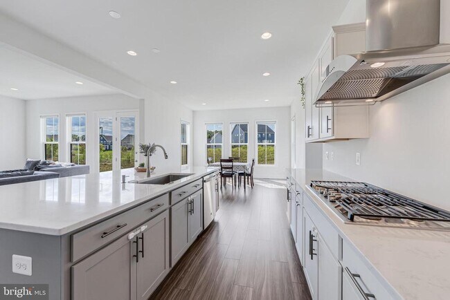 Building Photo - 23765 Fairfield Knl Ct